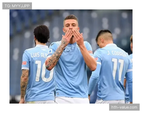 塞维利亚锋线火力全开,表现稳健助力球队冲击新赛季胜利 塞维利亚锋线火力全开,表现稳健助力球队冲击新赛季胜利