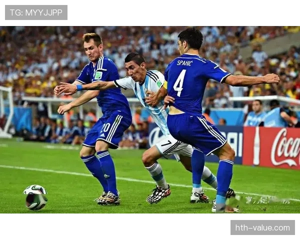 居莱尔 vs 迪马利亚：左脚技术与进攻创造力对比